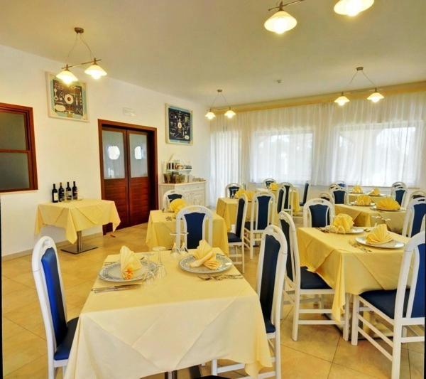 Hotel Ristorante Il Vascello Costa Rei Extérieur photo